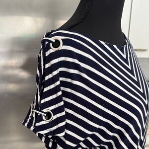Source Unknown Navy and White Chevron Top